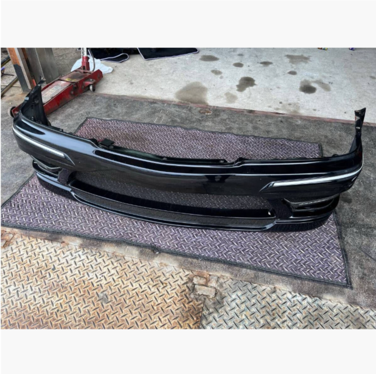 Neil Y33 Front Bumper + Fenders