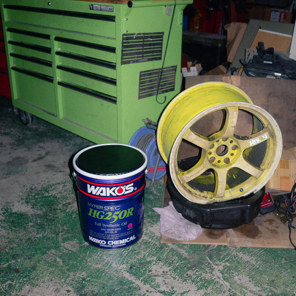 WAKO'S Barrel Stool - HYPER SPEC HG250R