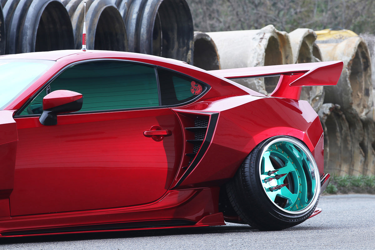 326パワー マンリキウイング GT86 BRZ