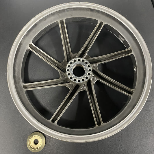 HRC Kit Magnesium Rear Wheel [18x4.25J] - VFR400R / RVF400 (NC30/NC35)