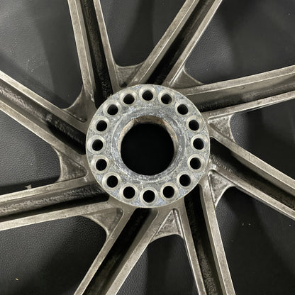 HRC Kit Magnesium Rear Wheel [18x4.25J] - VFR400R / RVF400 (NC30/NC35)
