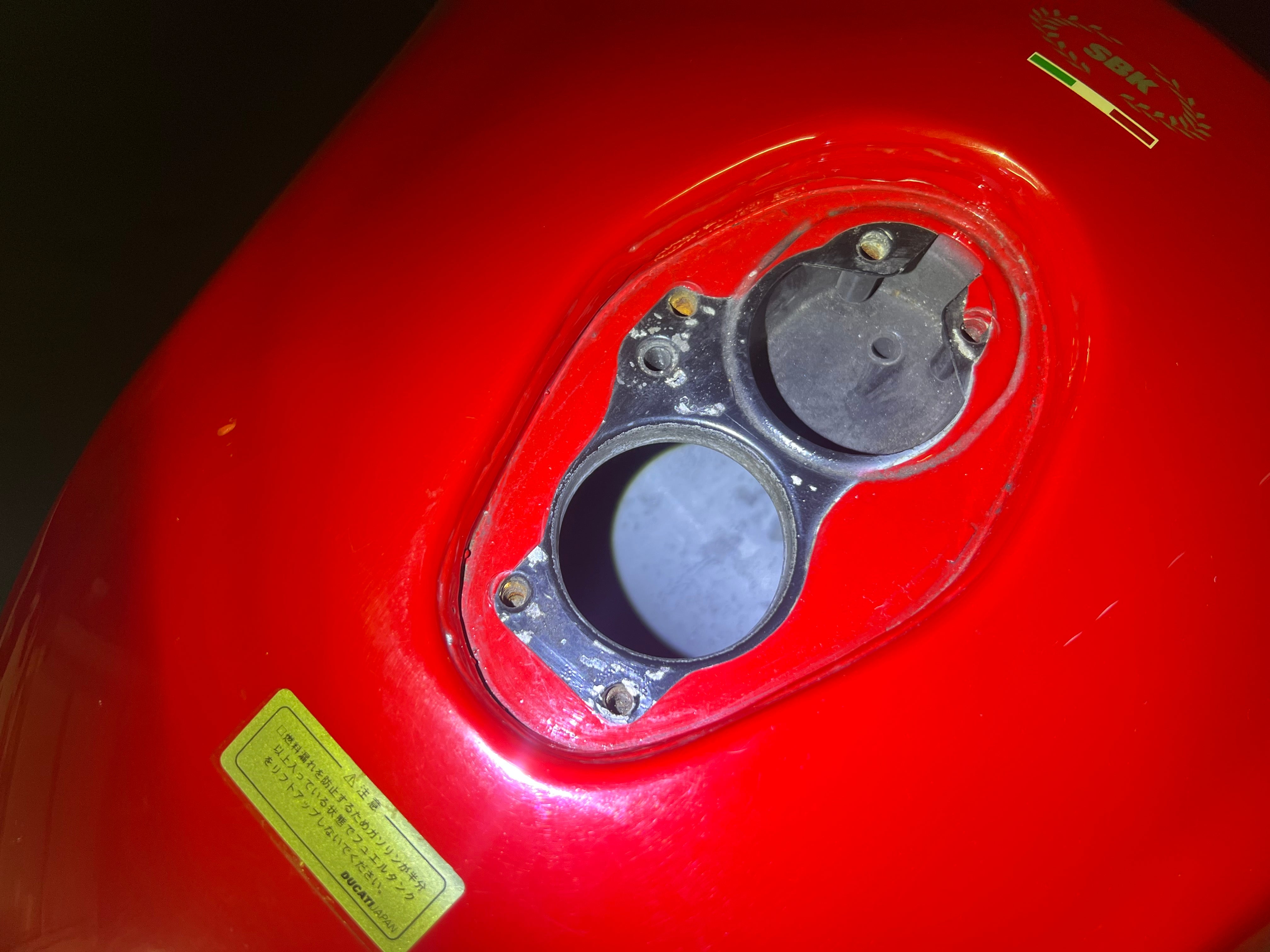 Ducati 749/999 Fuel Tank – E.K Motors