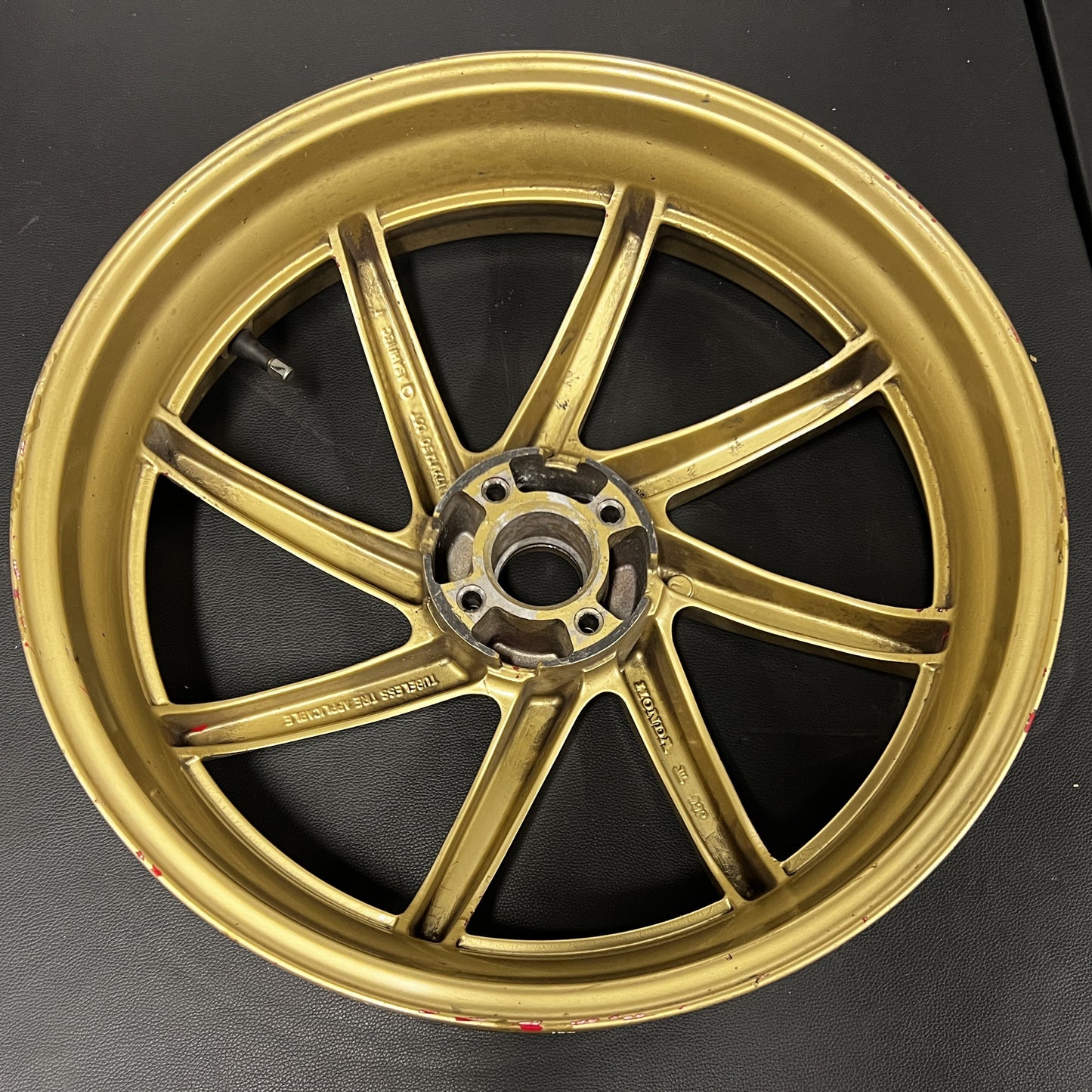 OEM Rear Wheel [17x4.5J] - RVF400 (NC35)