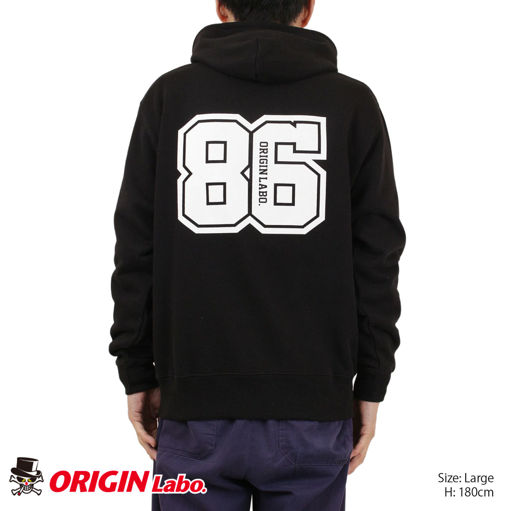 「86」プルオーバーフーディー