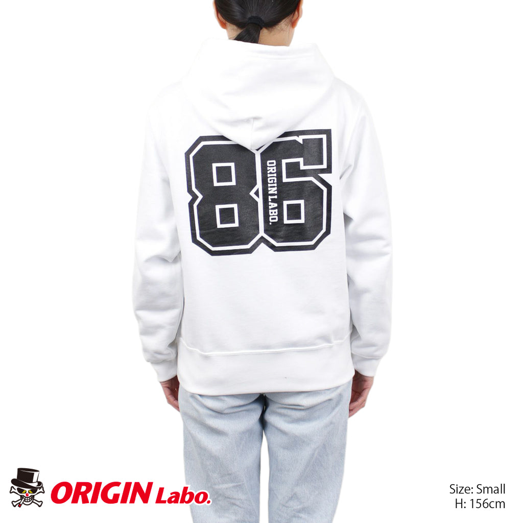 「86」プルオーバーフーディー