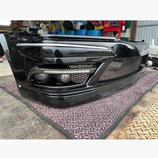 Neil Y33 Front Bumper + Fenders