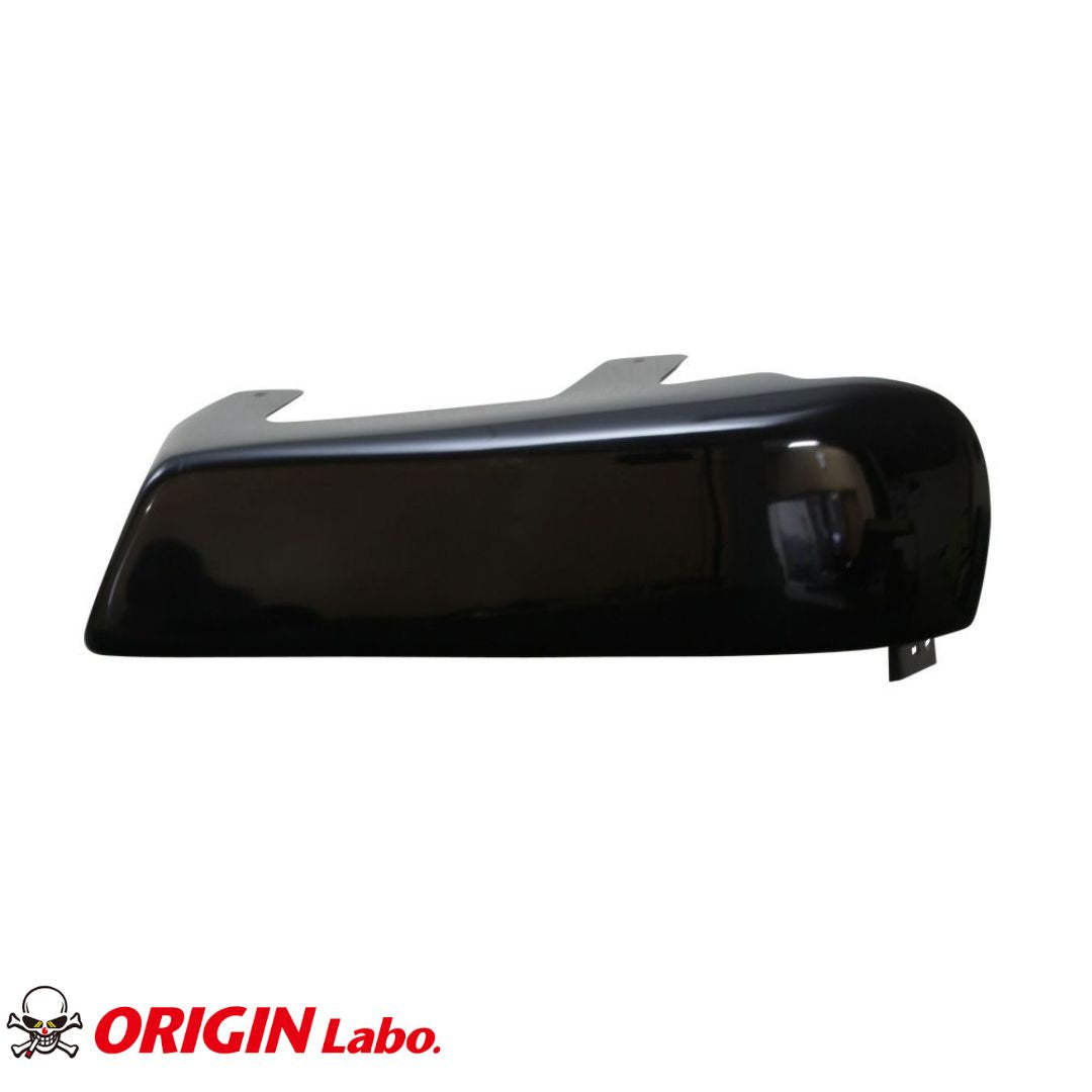 Combat Eye Headlights - Skyline R34 [Closed Type]